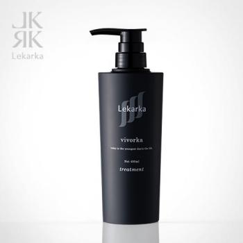 Lekarka モイスチャースムージングトリートメント 450mL